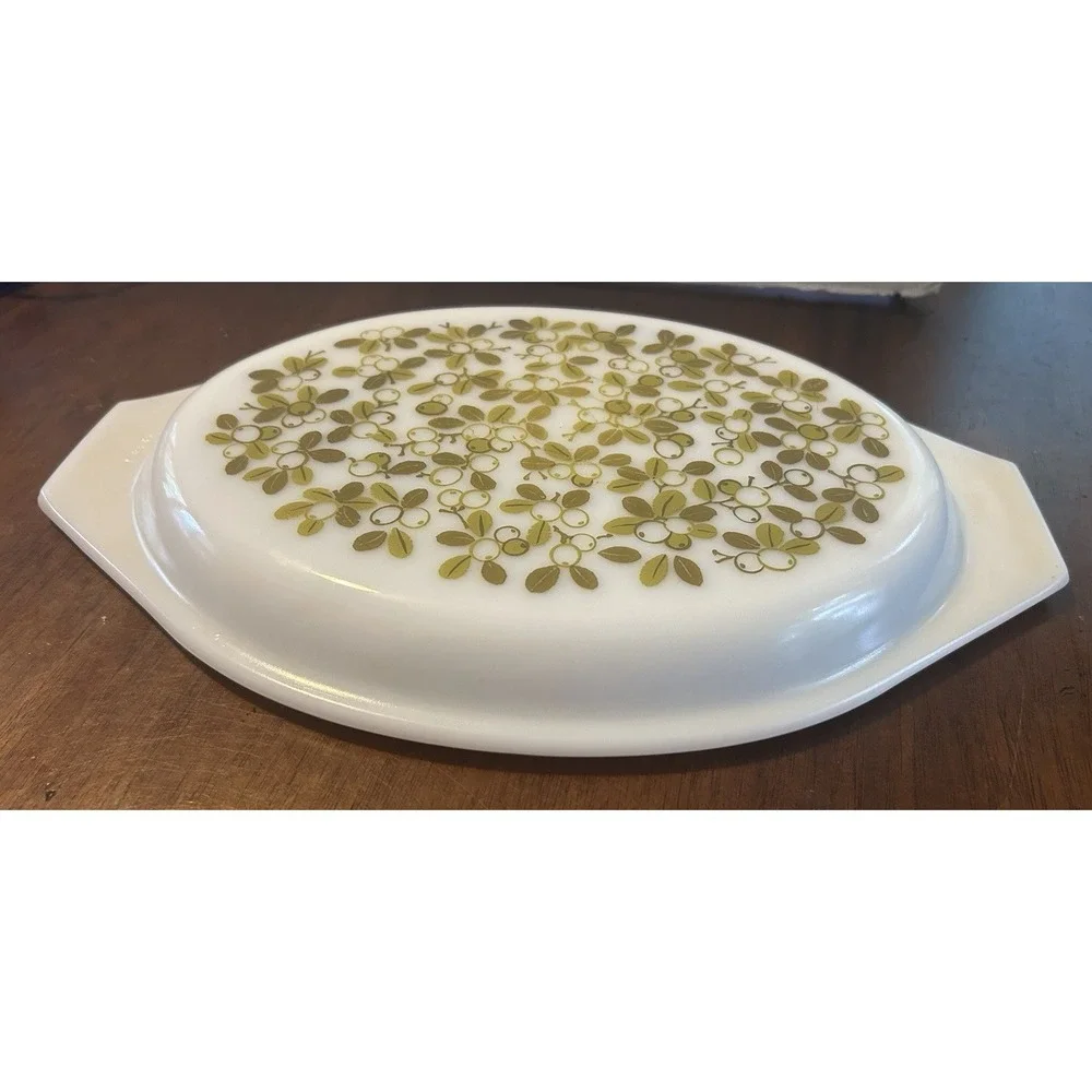 Vintage Pyrex Verde Olive Green Lid 945-C for Split Casserole Dish - Lid Only